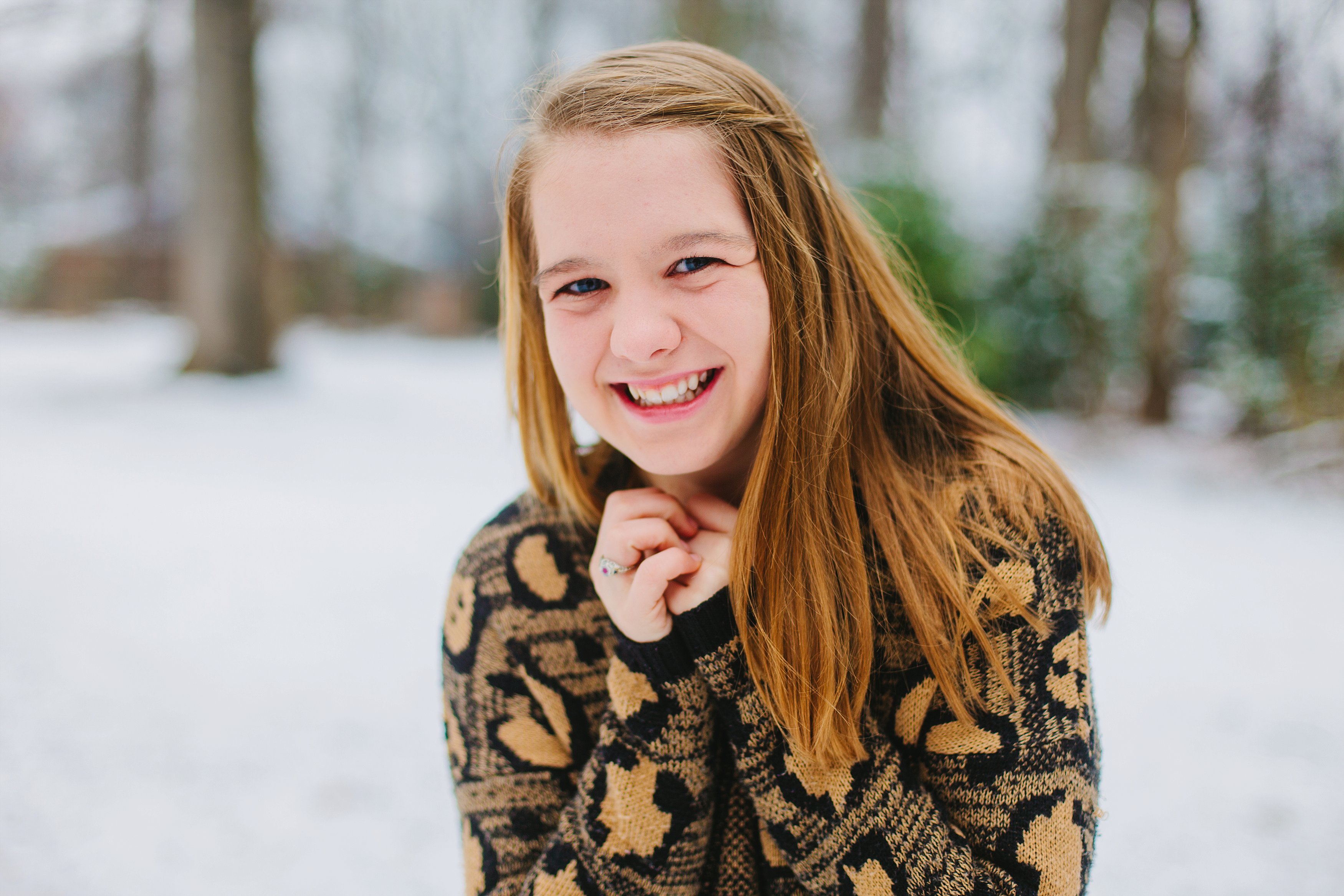 Angelika Johns Photography Winter Snowy Senior Shoot_0012.jpg