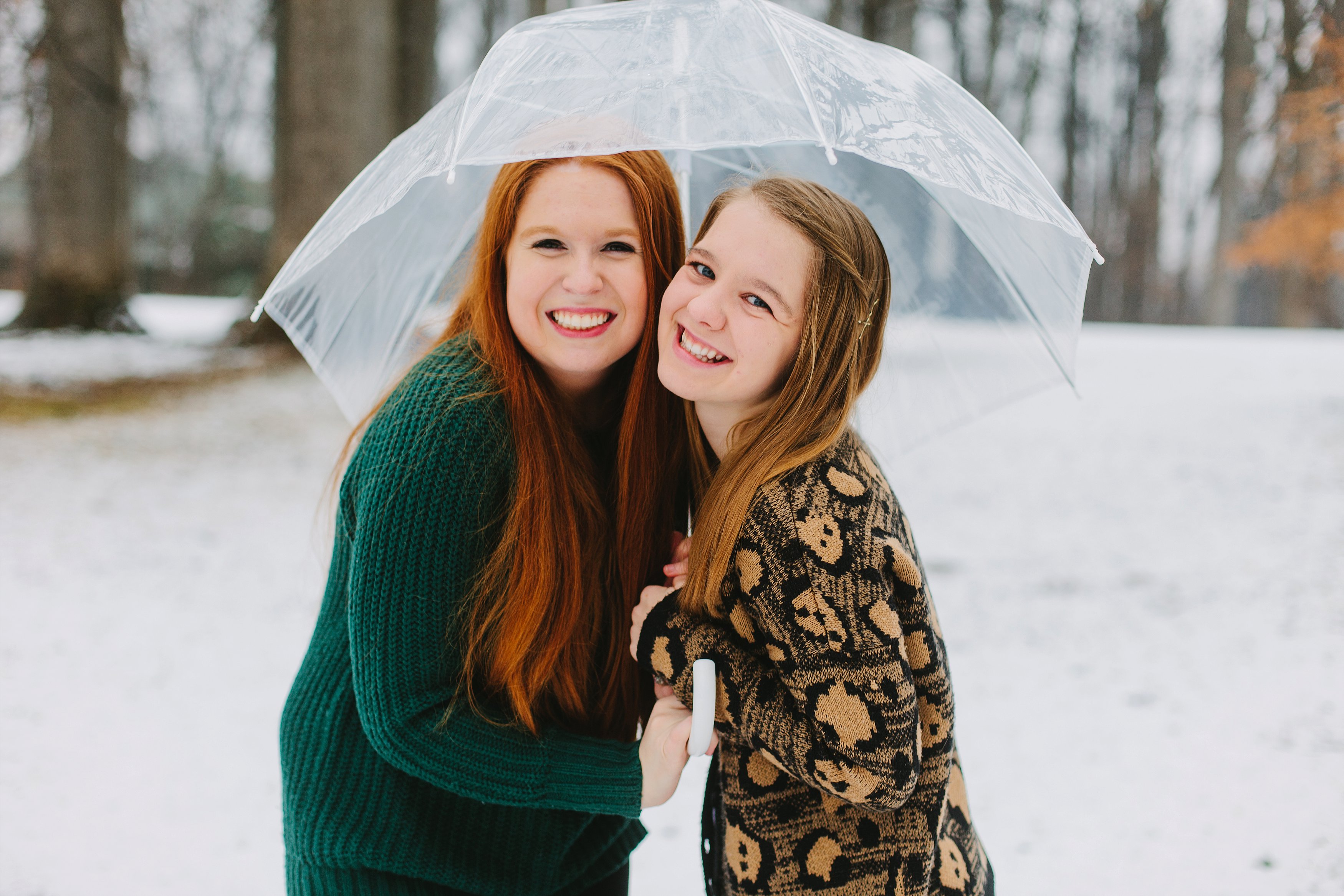 Angelika Johns Photography Winter Snowy Senior Shoot_0019.jpg