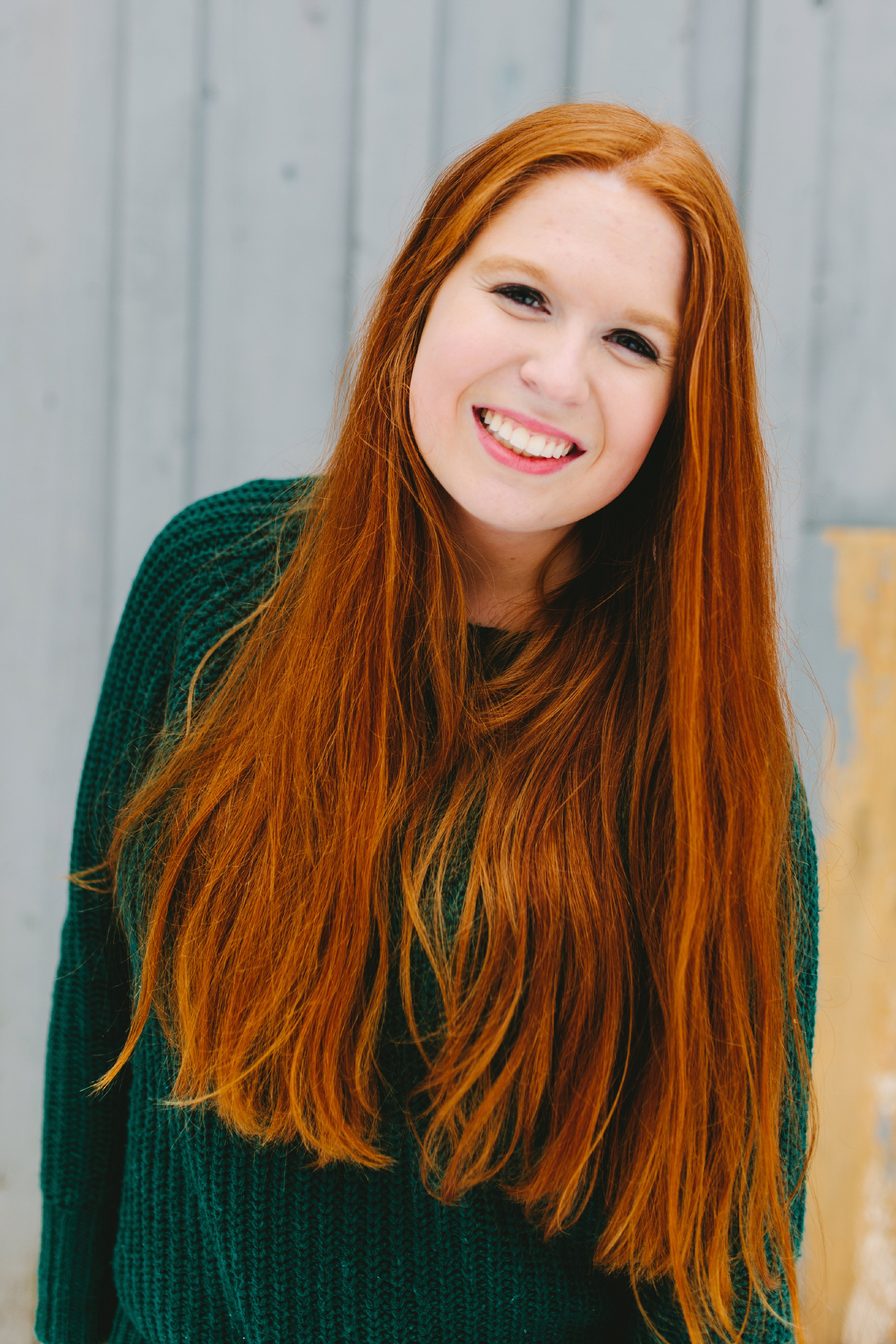 Angelika Johns Photography Winter Snowy Senior Shoot_0027.jpg