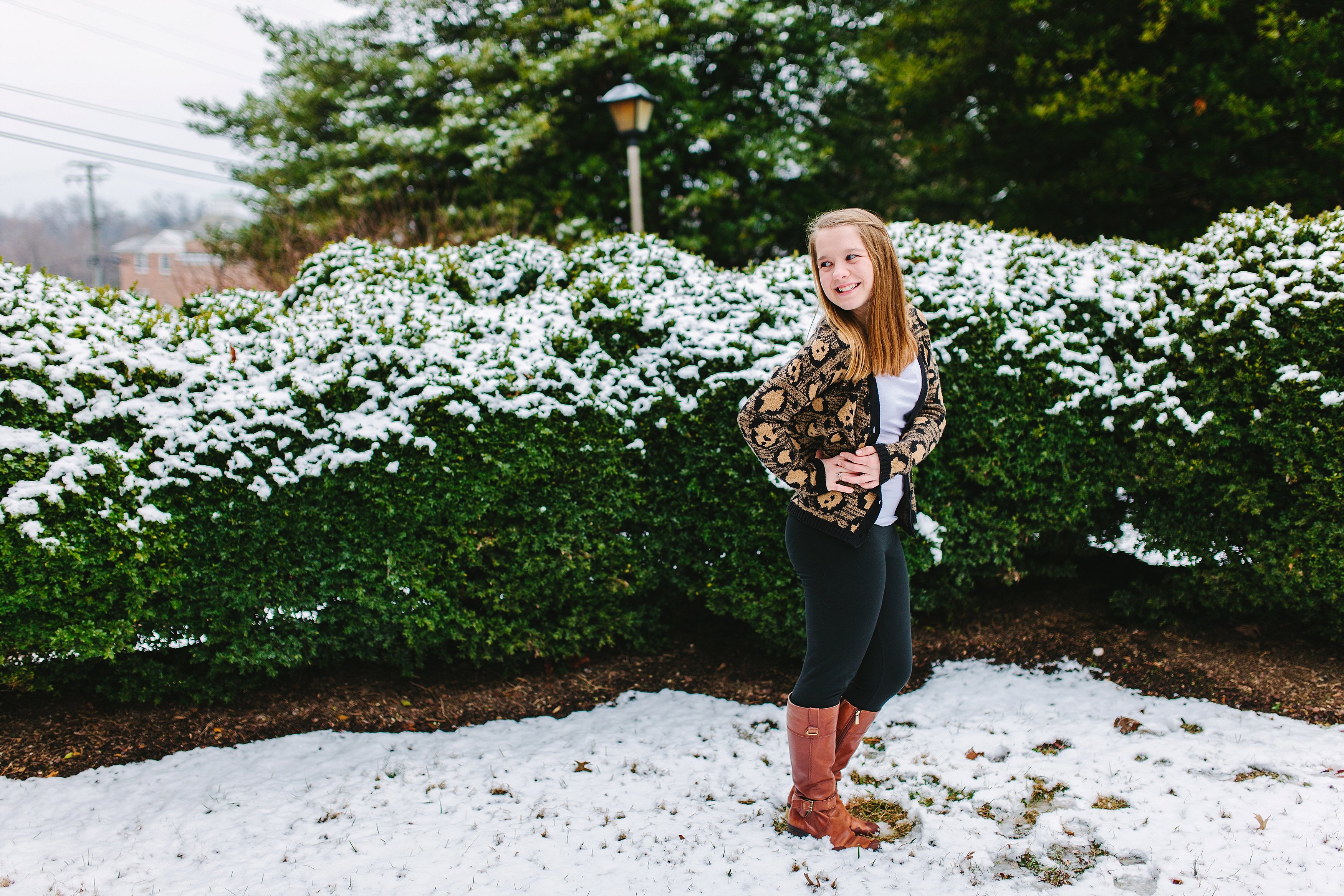 Angelika Johns Photography Winter Snowy Senior Shoot_0042.jpg