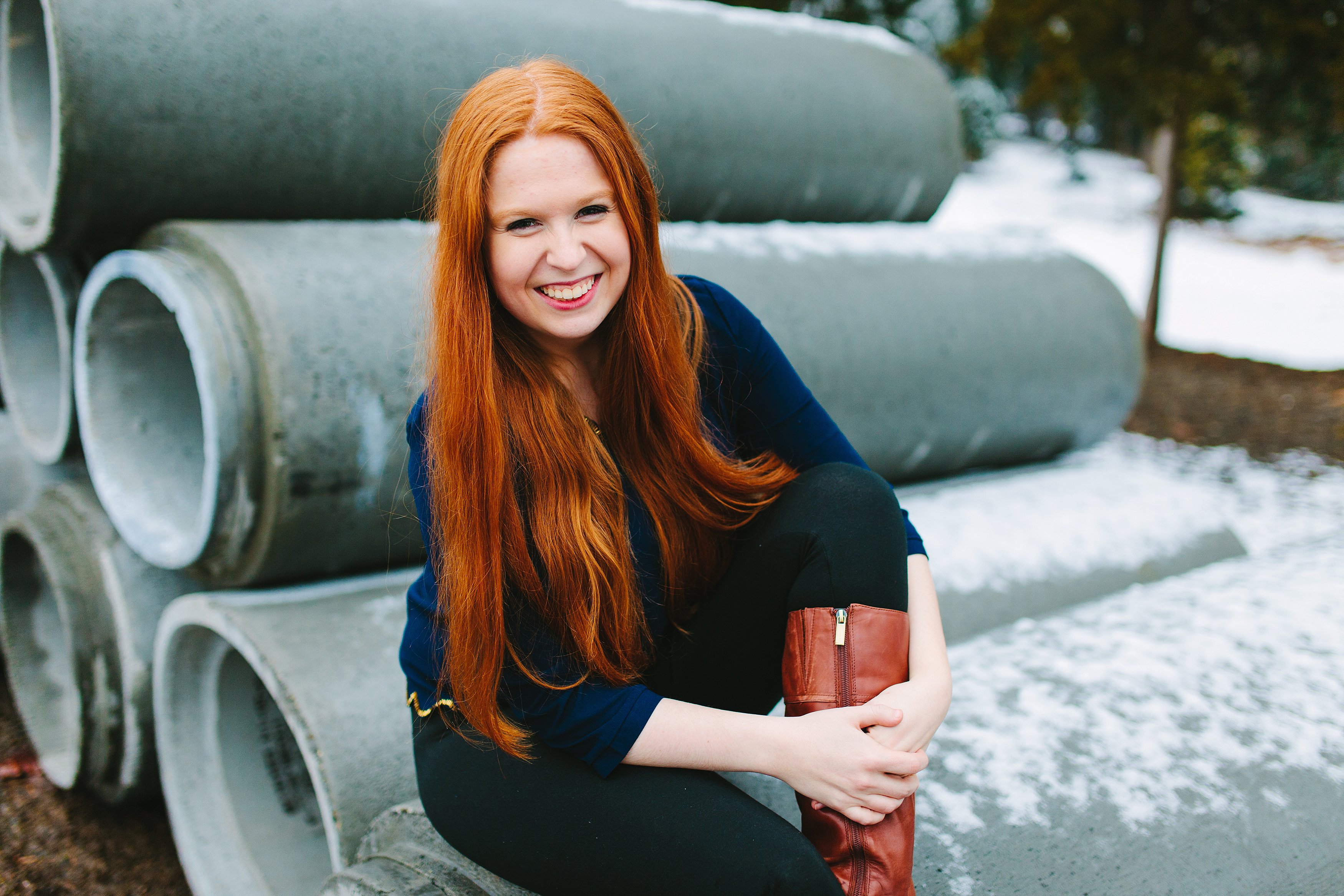 Angelika Johns Photography Winter Snowy Senior Shoot_0070.jpg