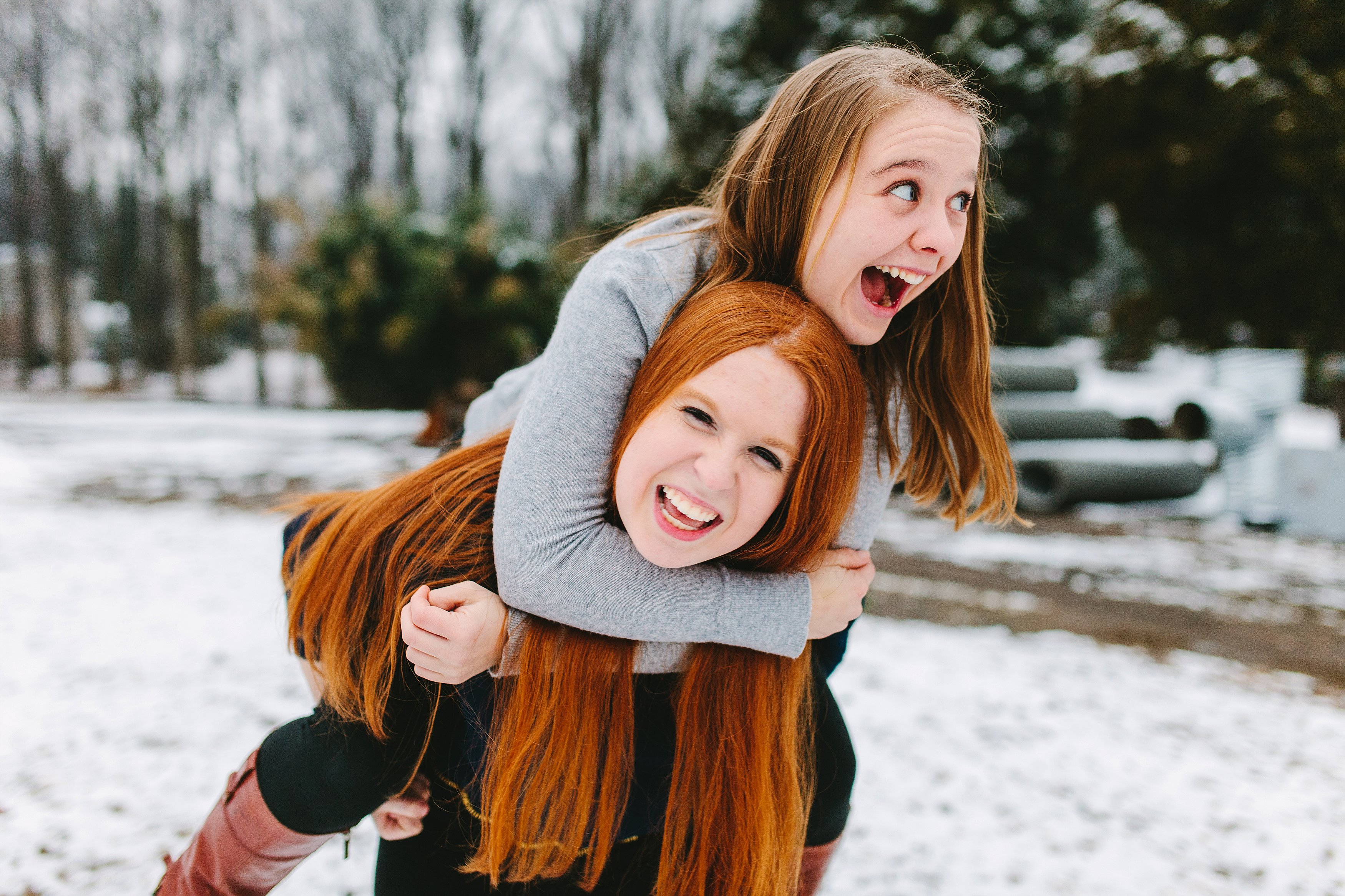 Angelika Johns Photography Winter Snowy Senior Shoot_0081.jpg