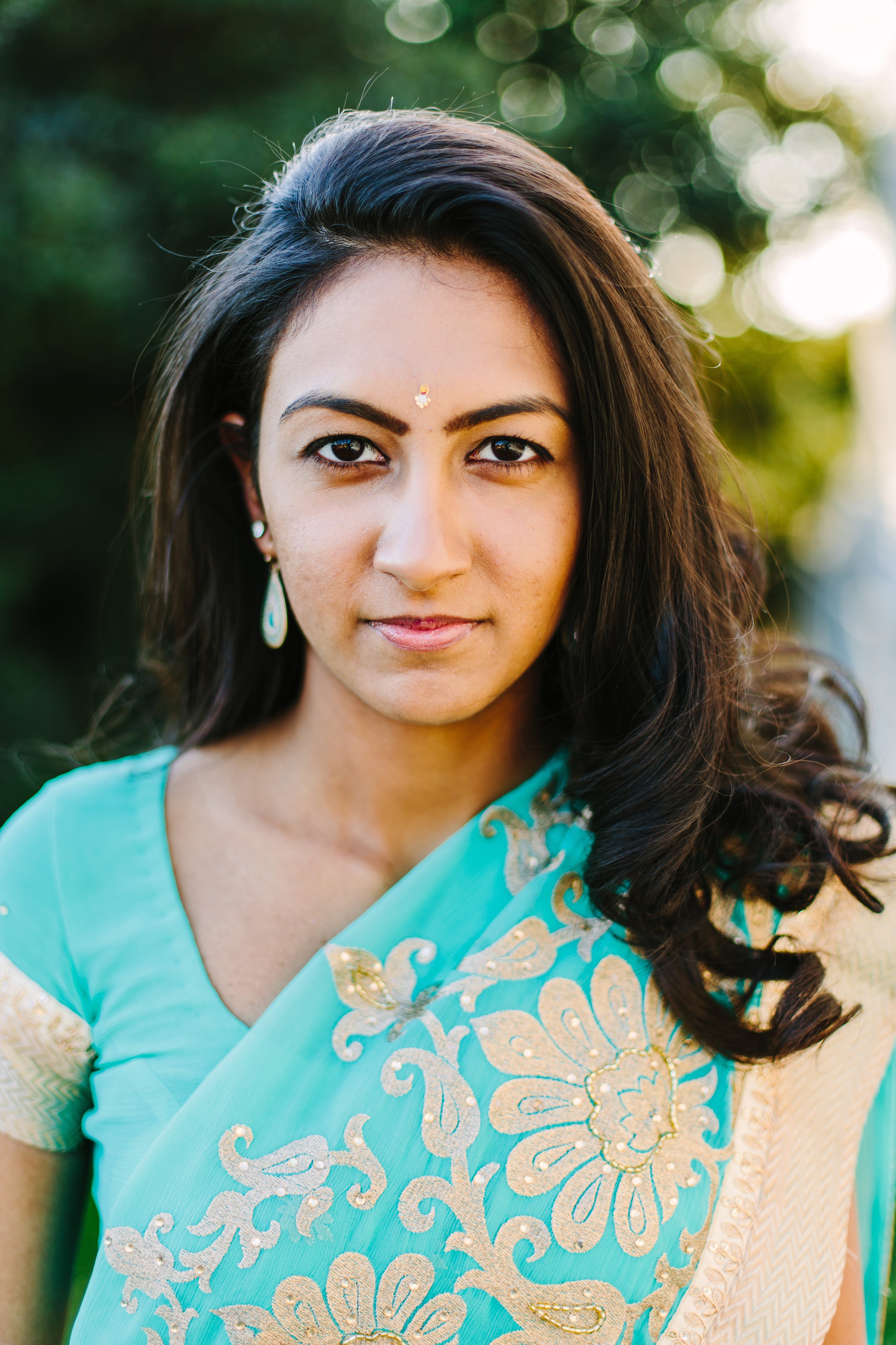 108A4070_Swathi and Tahia Tidal Basin Cherry Blossom Senior Shoot.jpg