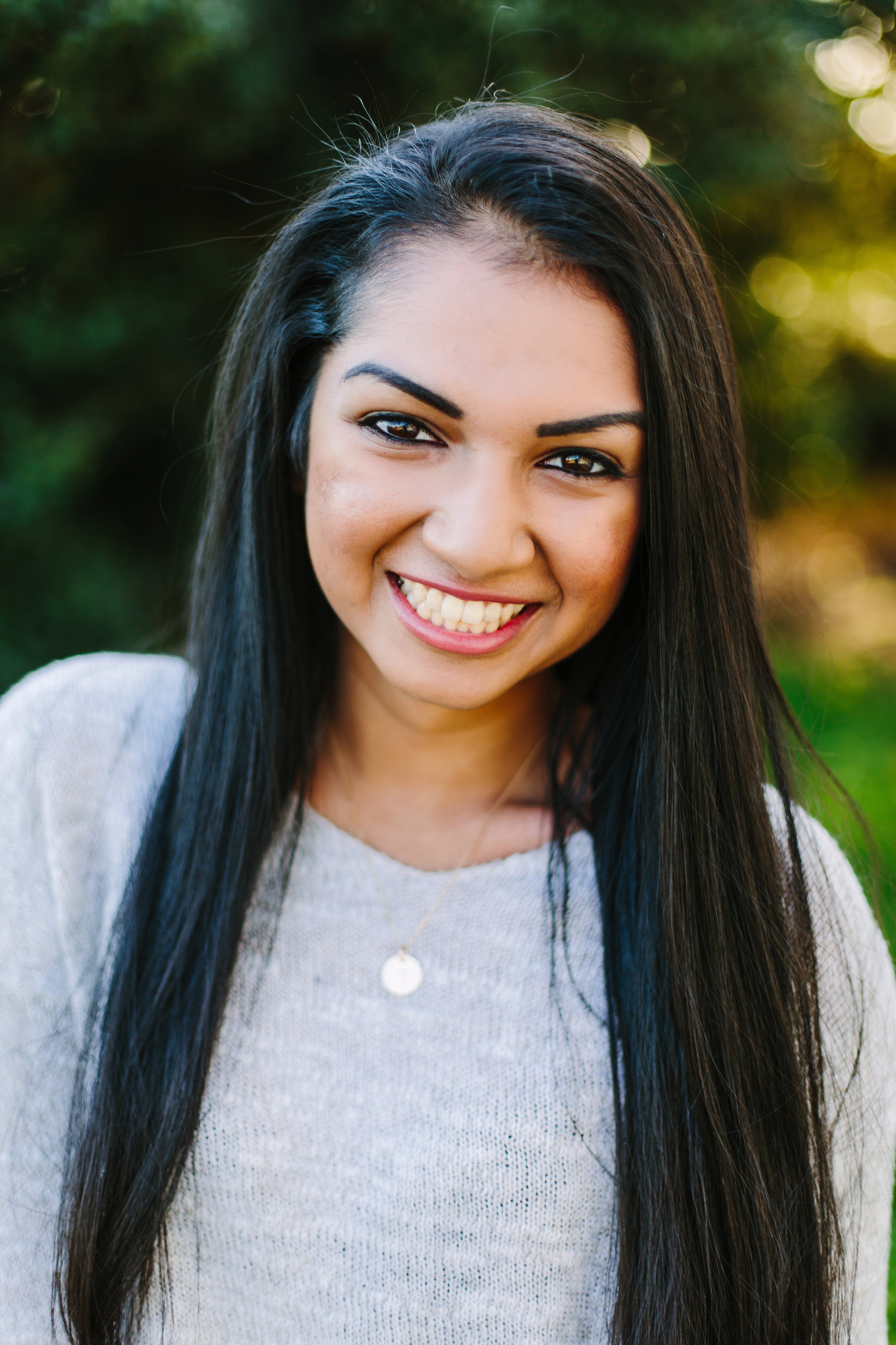 108A4114_Swathi and Tahia Tidal Basin Cherry Blossom Senior Shoot.jpg