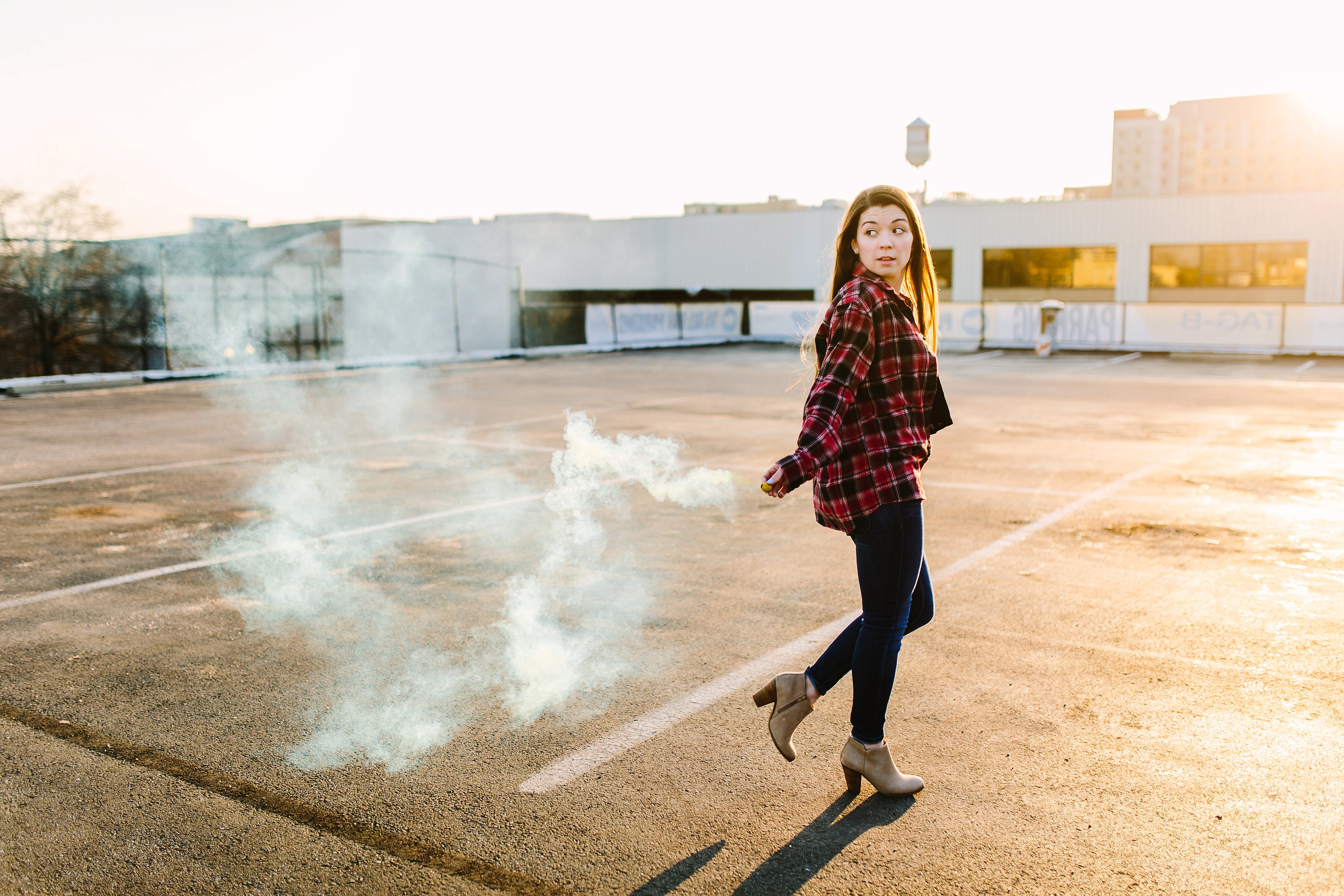 DC Senior Photographer Smoke Bomb Photoshoot_0037.jpg