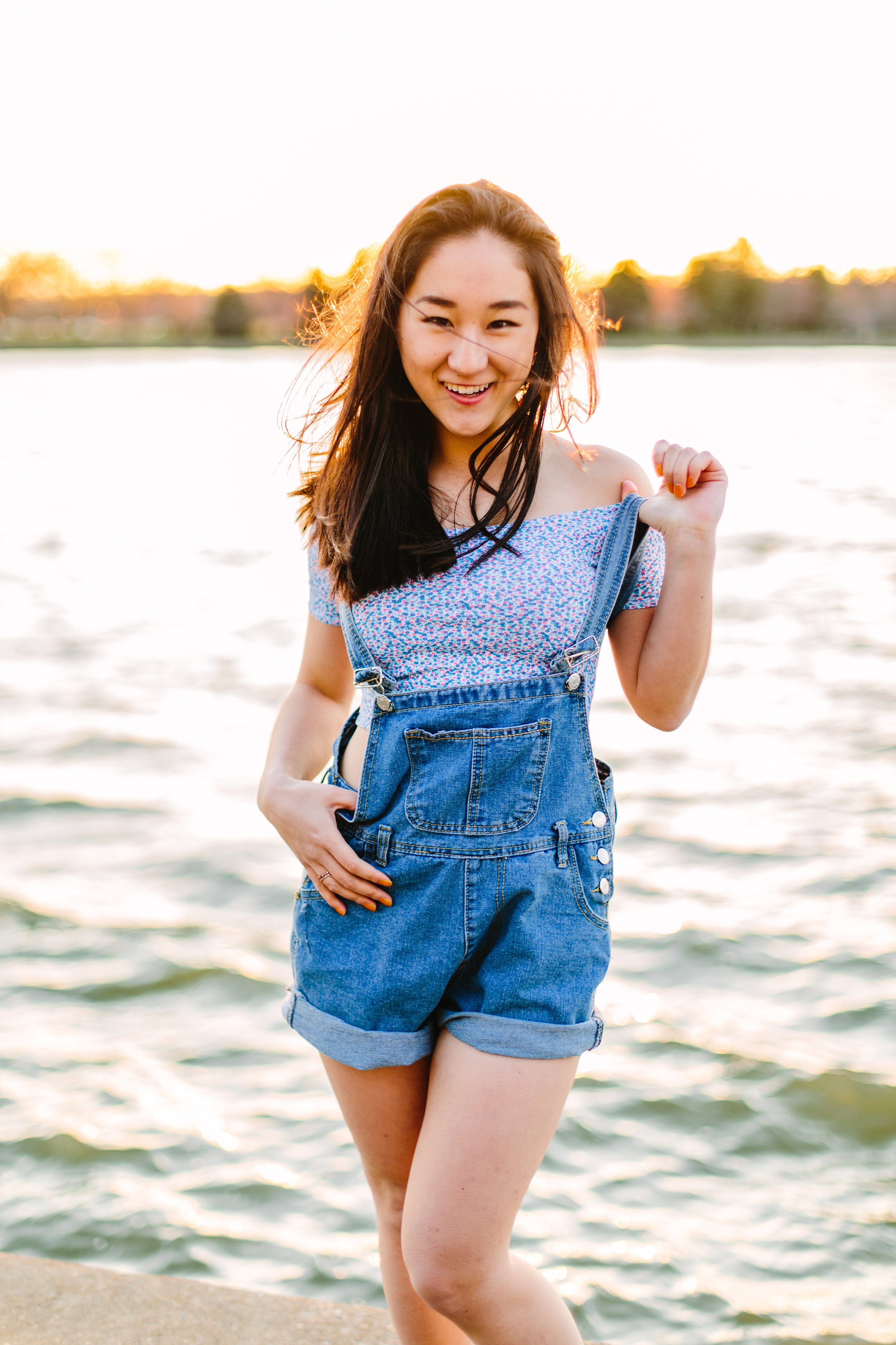 National Harbor Senior Session Jenny and Katherine_0115.jpg