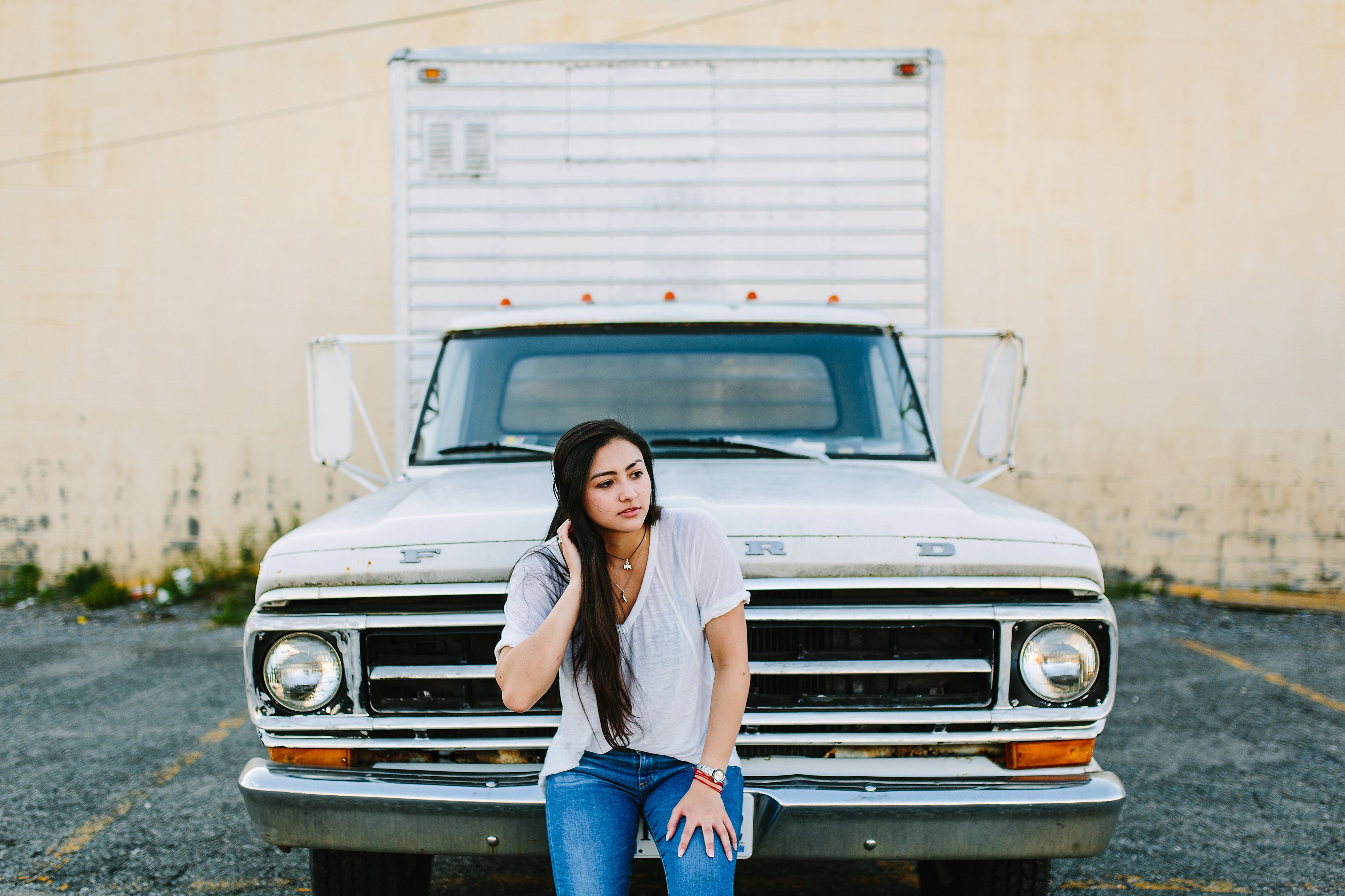 108A1546_Veronica Leeman Union Market DC Senior Shoot.jpg
