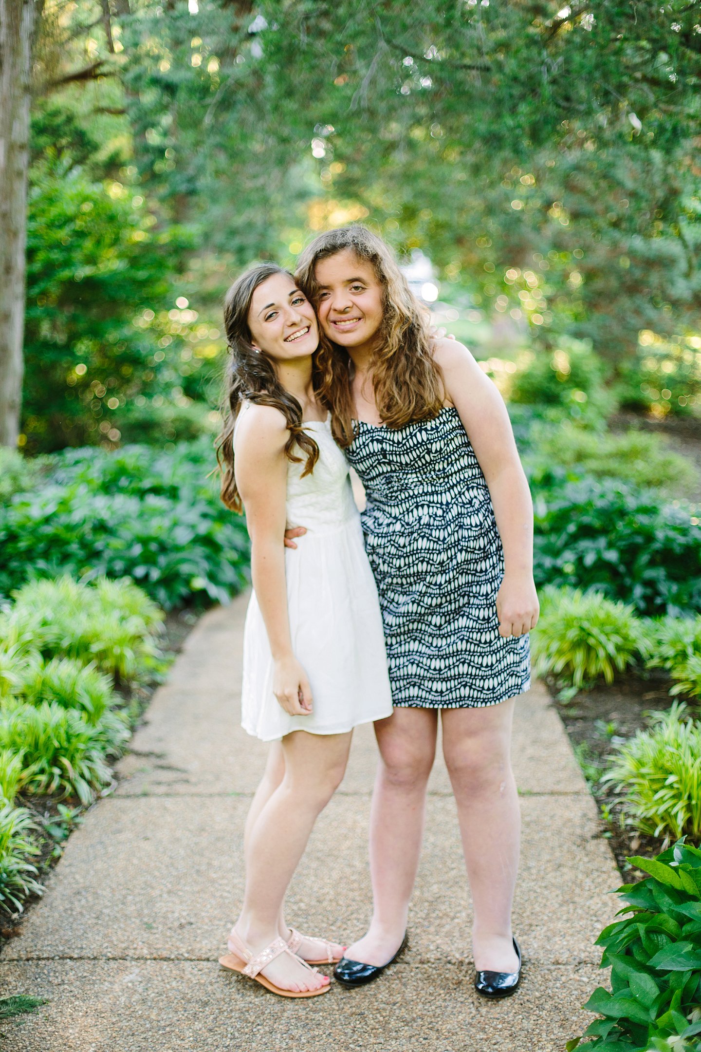 108A2829_Zoe and Maraena Arlington Senior Shoot.jpg