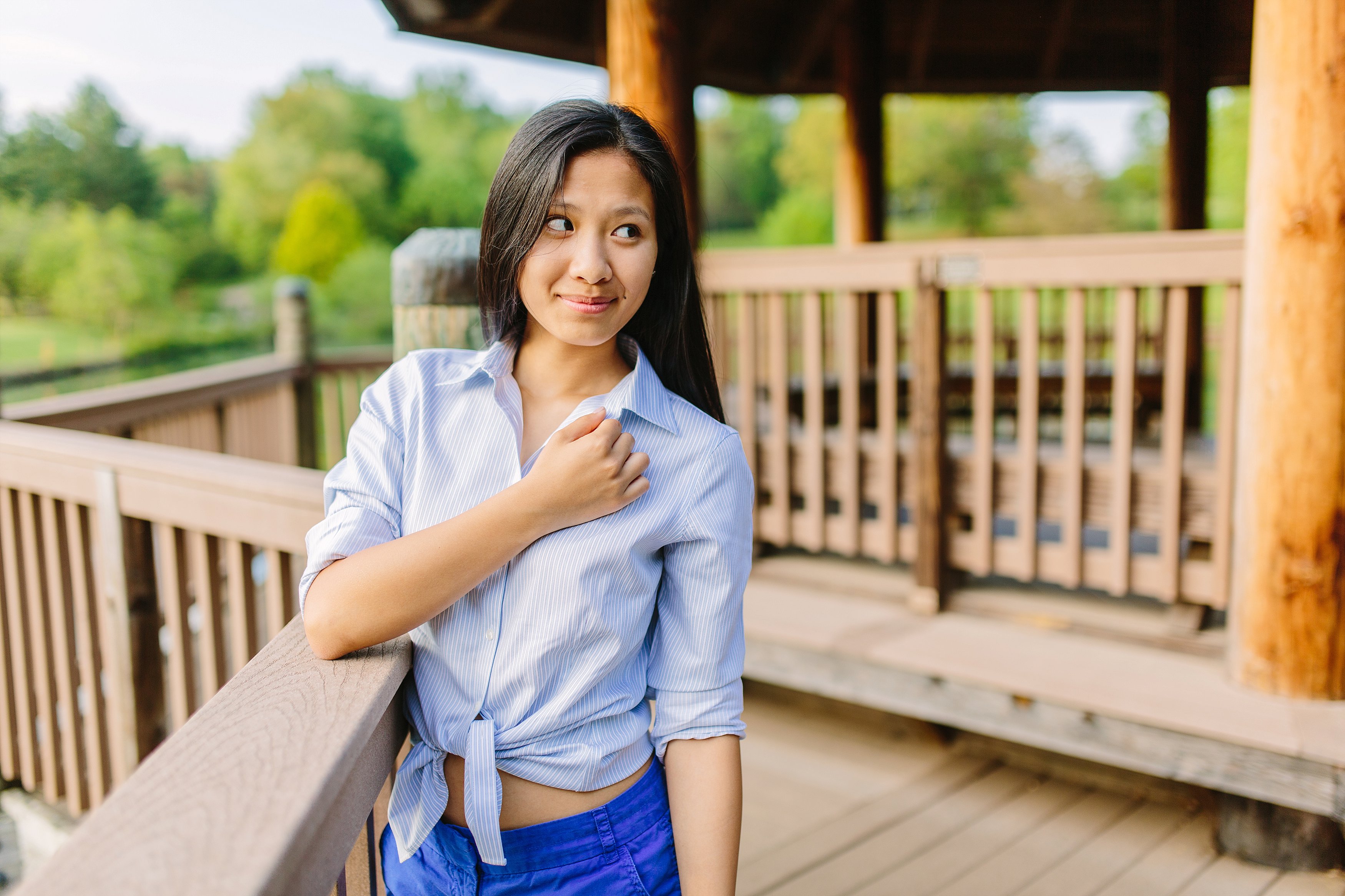 108A9187_Stephanie Meadowlark Gardens Senior Shoot.jpg