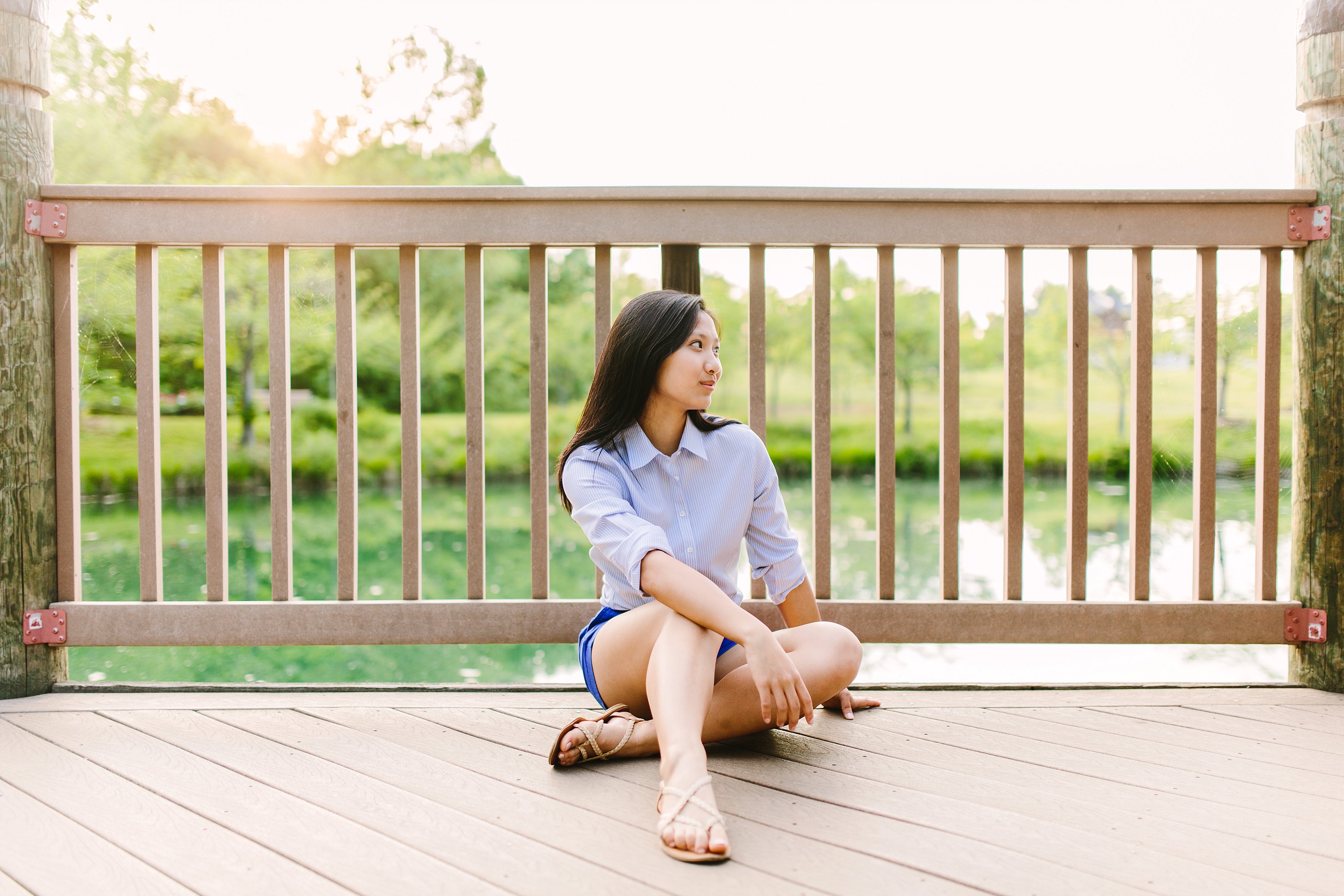 108A9198_Stephanie Meadowlark Gardens Senior Shoot.jpg