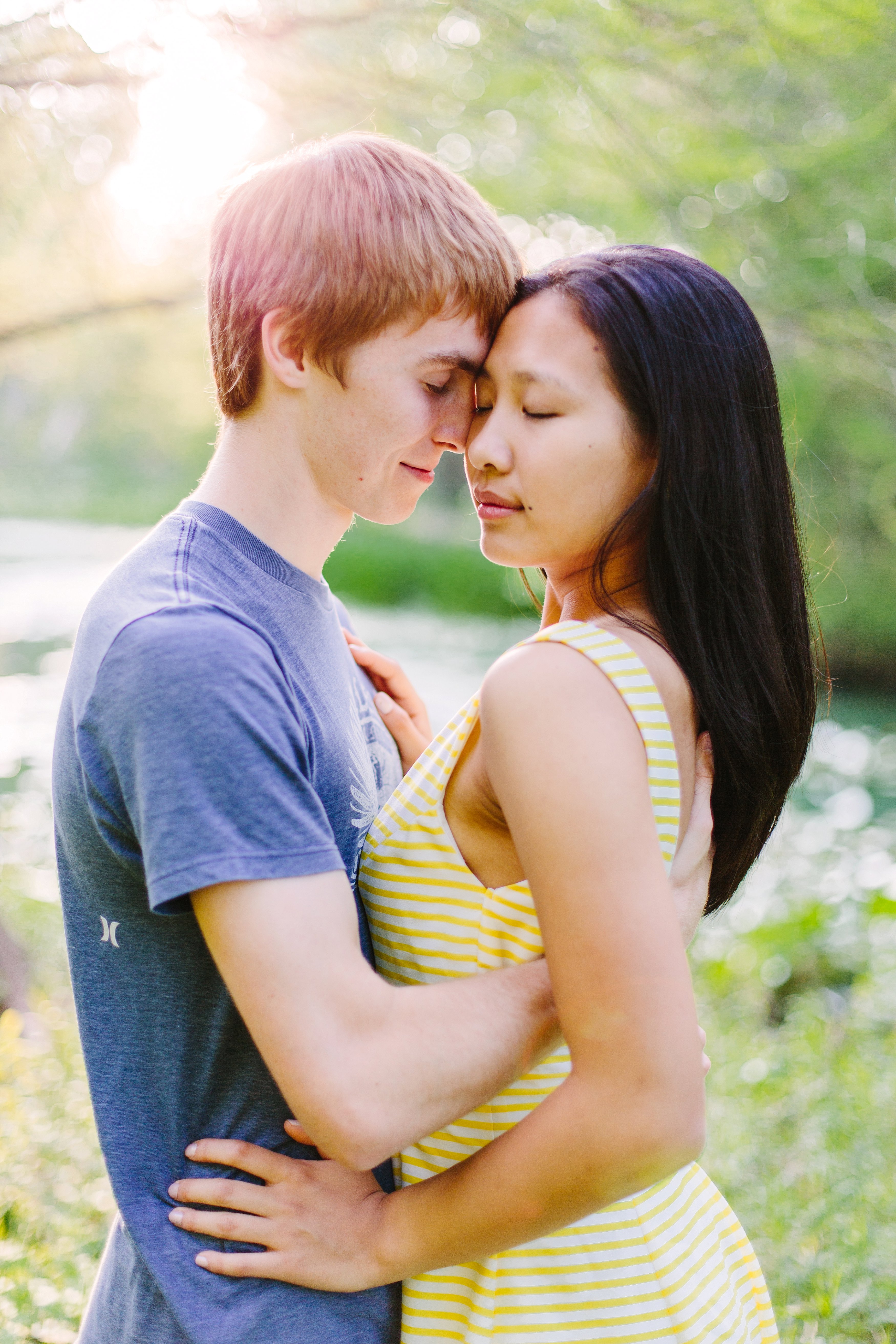 108A9296_Stephanie Meadowlark Gardens Senior Shoot.jpg