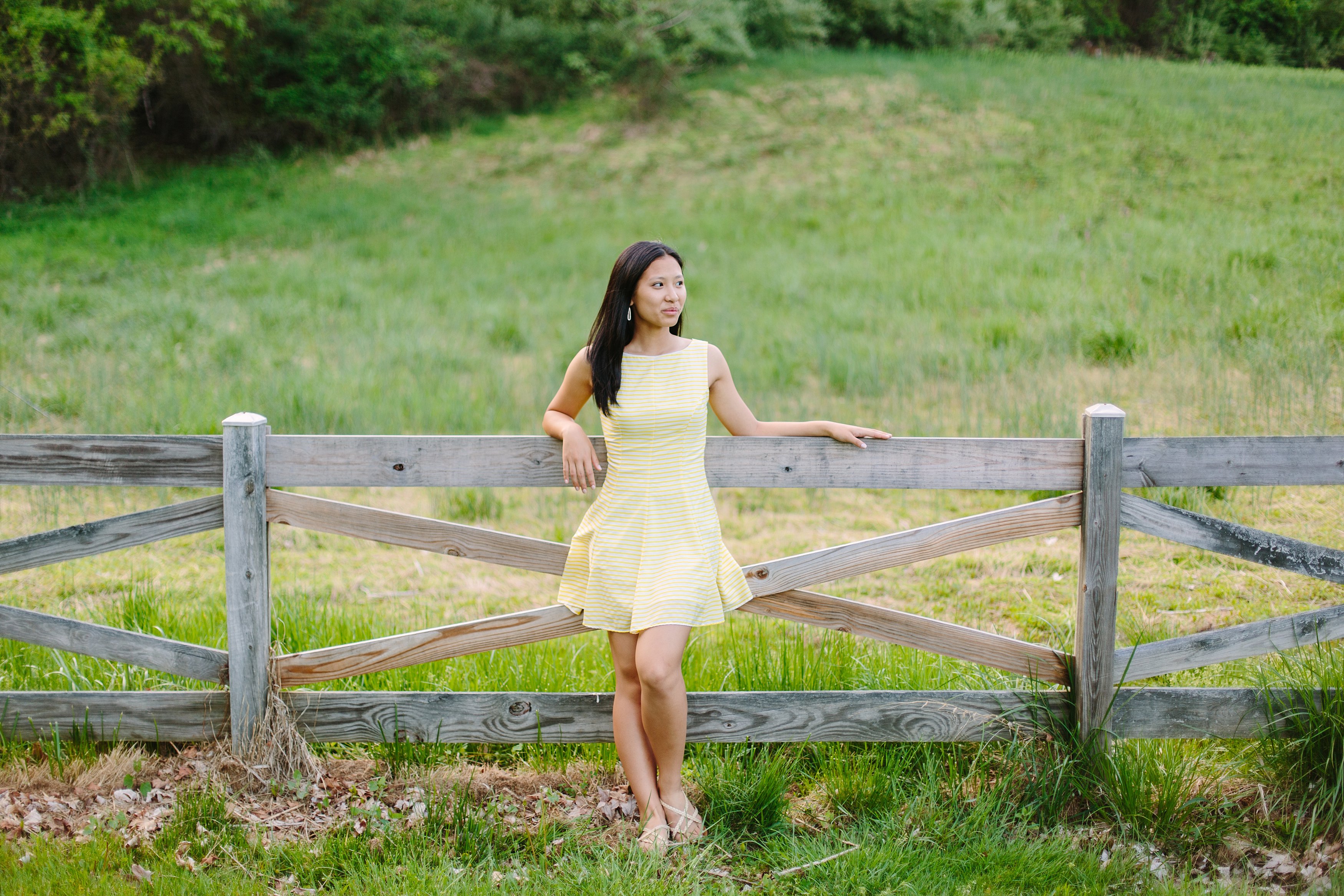 108A9402_Stephanie Meadowlark Gardens Senior Shoot.jpg