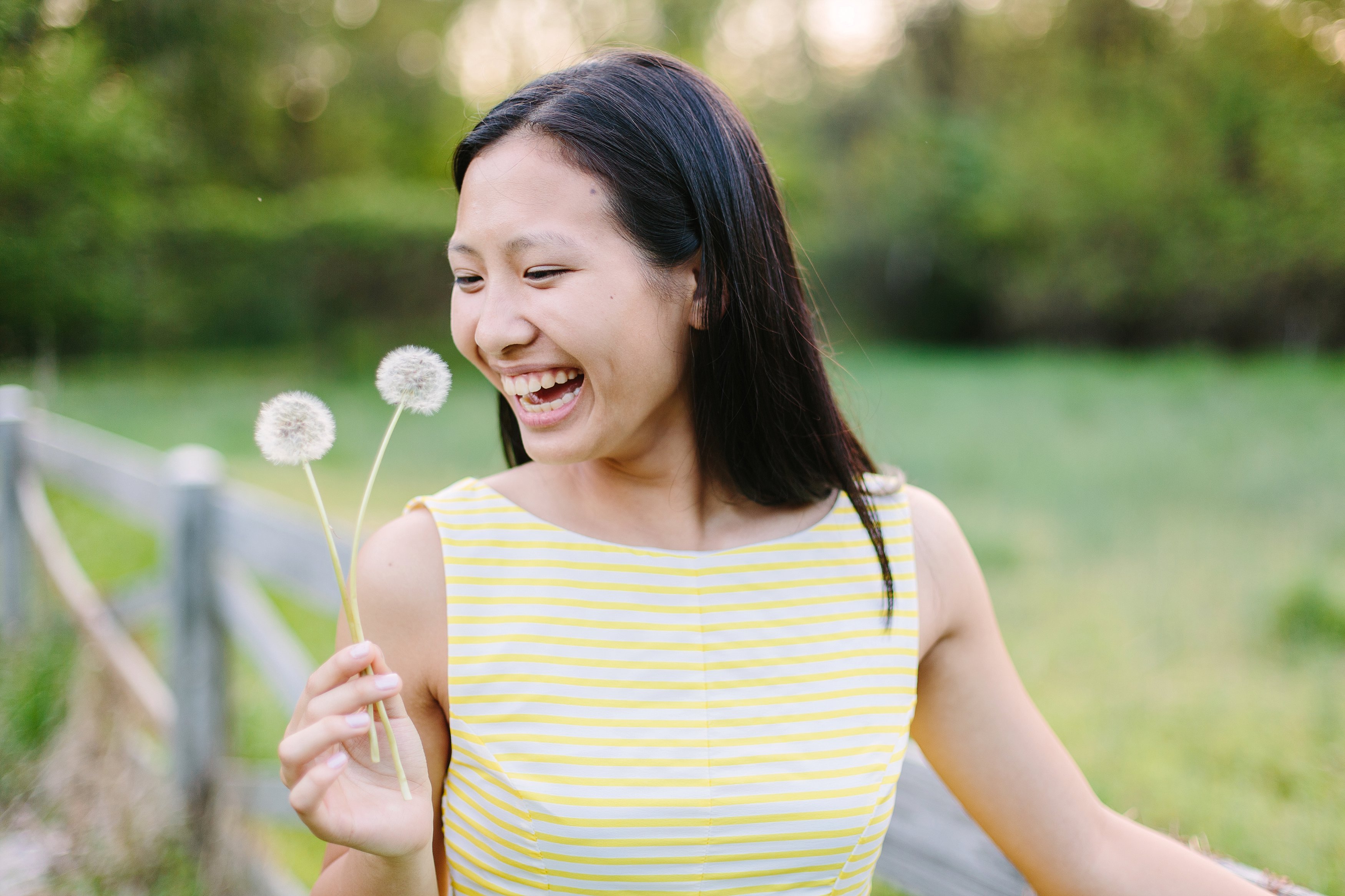 108A9488_Stephanie Meadowlark Gardens Senior Shoot.jpg