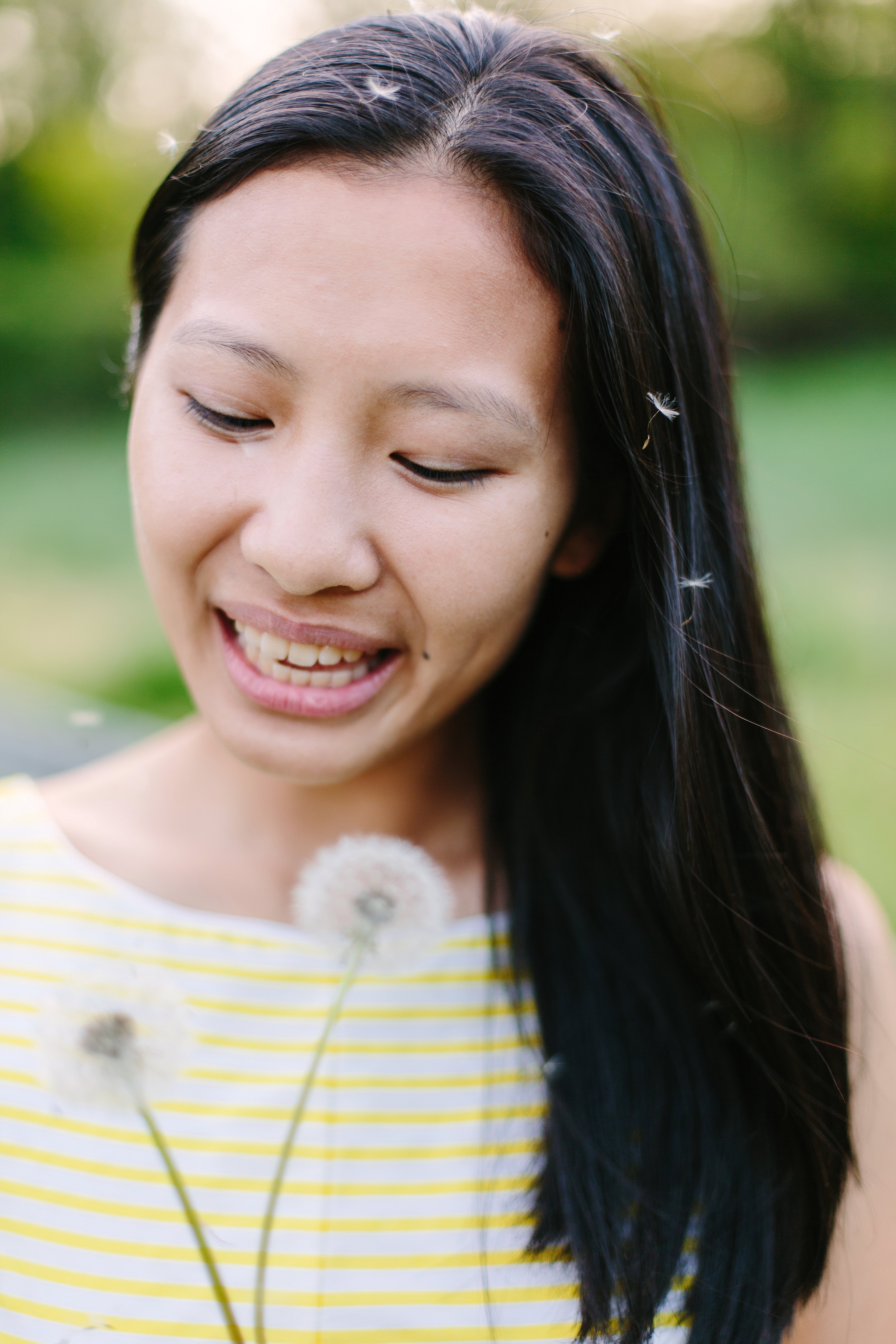 108A9499_Stephanie Meadowlark Gardens Senior Shoot.jpg