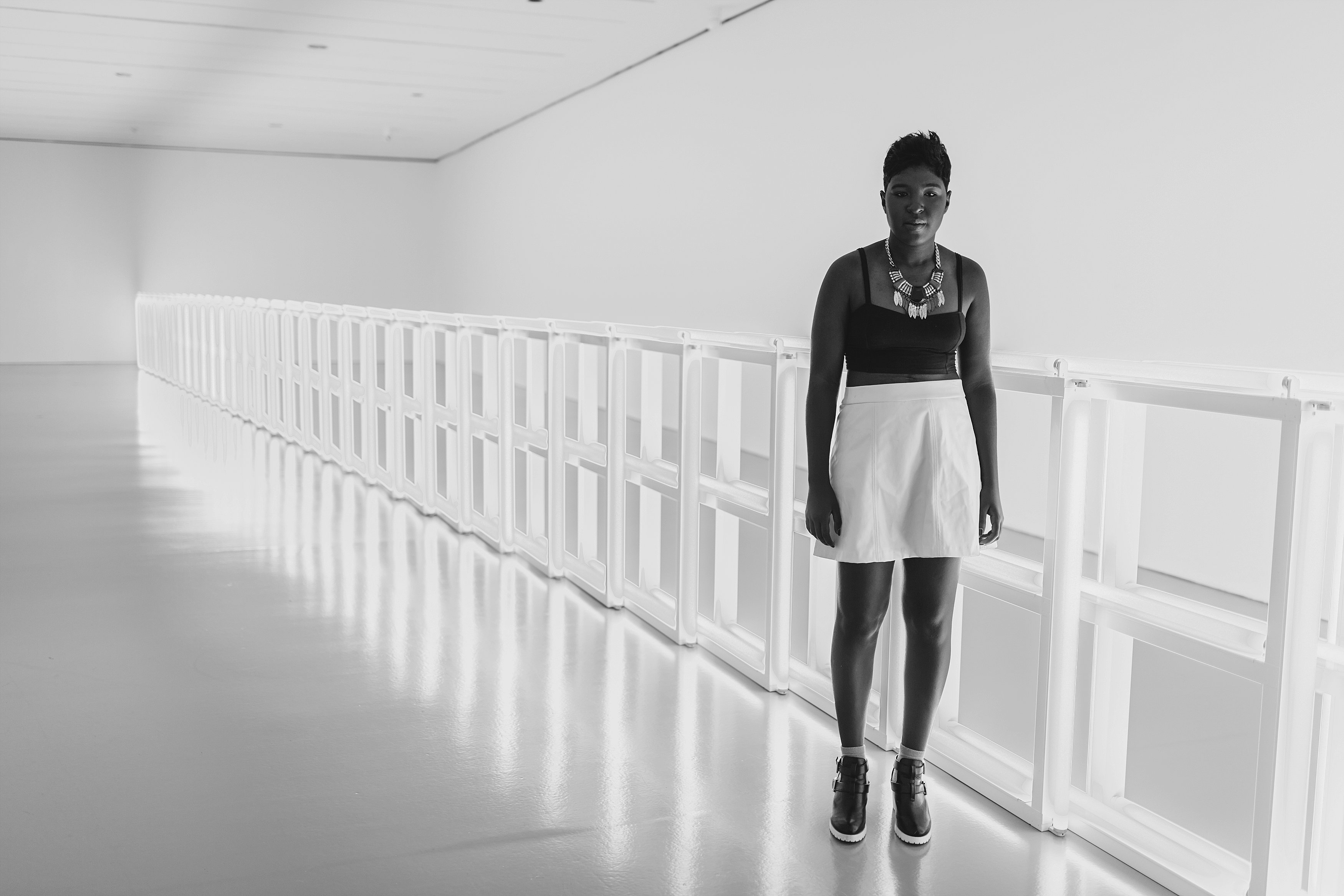 Shelby Urban DC Hirshhorn Museum Senior Shoot_0521.jpg