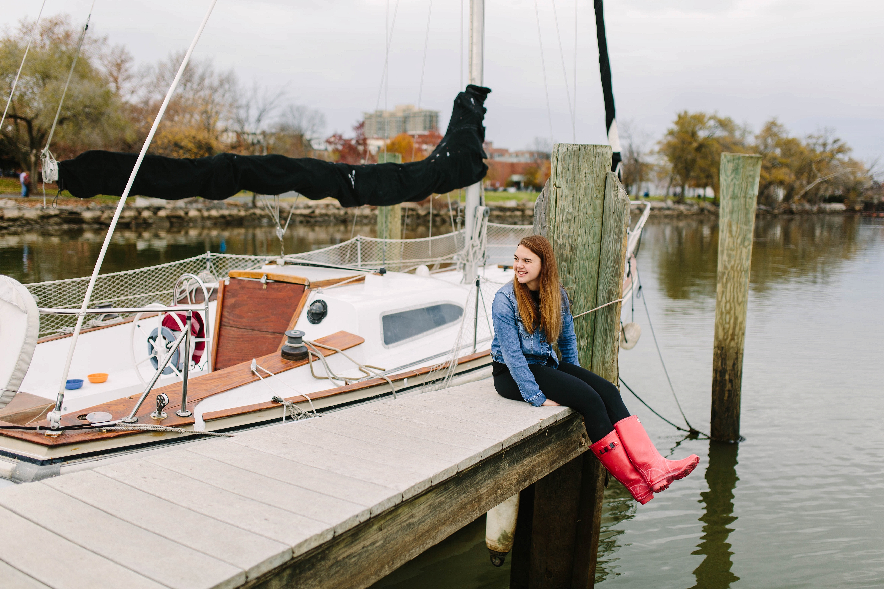 Brady Old Town Alexandria Senior Shoot_1074.jpg