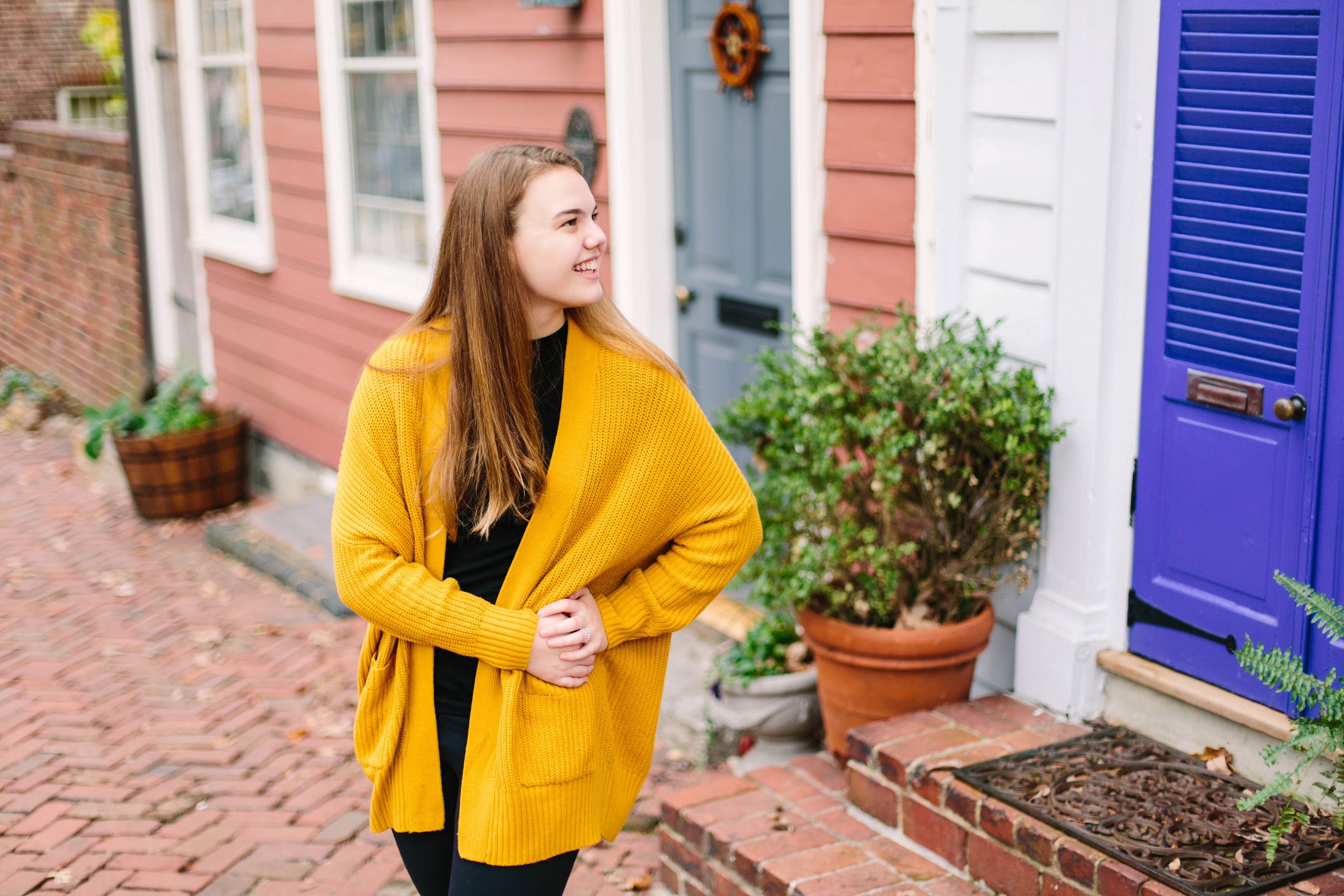 Brady Old Town Alexandria Senior Shoot_1084.jpg