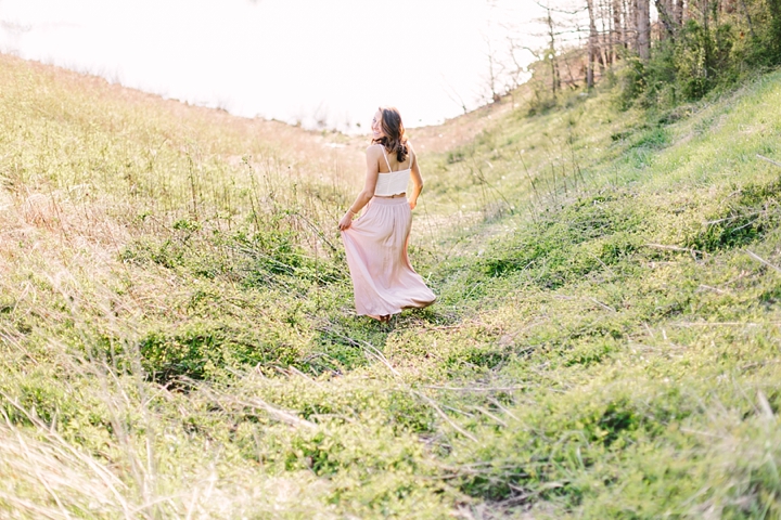 Lindsey Yoder Free Flowy Harrisonburg Senior Shoot_0151.jpg