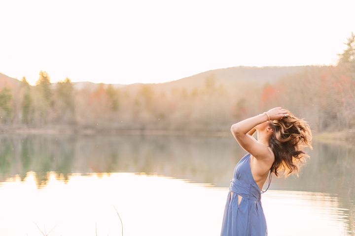 Lindsey Yoder Free Flowy Harrisonburg Senior Shoot_0197.jpg