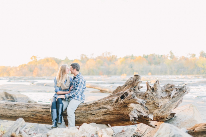 Maymont Park and Belle Isle Fall Engagement Session_0340.jpg