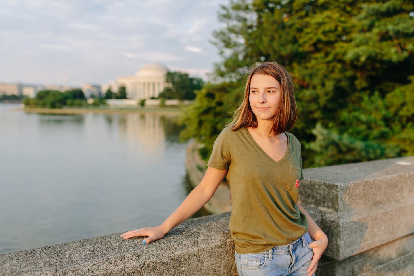 Mini Van Coca-Cola Tree Jefferson Memorial Tidal Basin DC Senior Session Elizabeth Gilmer_0728.jpg