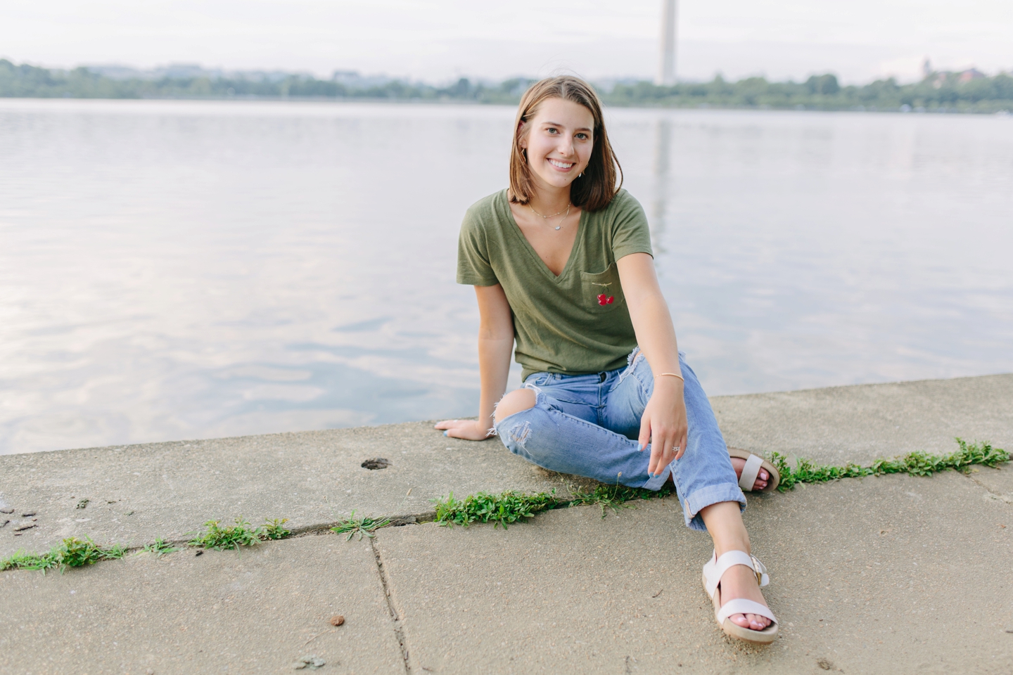 Mini Van Coca-Cola Tree Jefferson Memorial Tidal Basin DC Senior Session Elizabeth Gilmer_0732.jpg