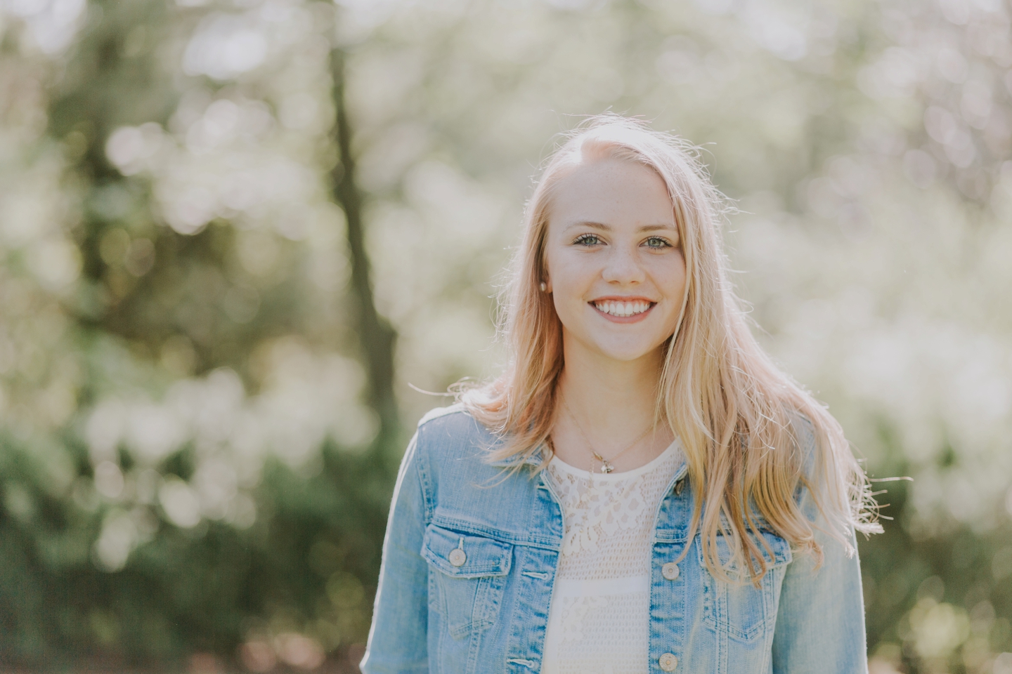 ClaireTrundleSeniorPhotosNewEdit-5833.jpg