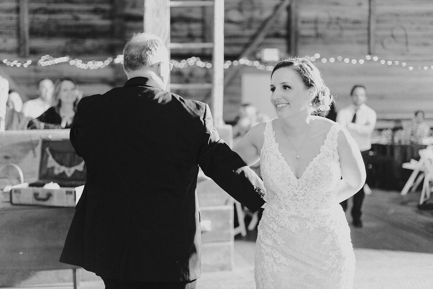 RocklandsFarmFallWedding_MD_AngelikaJohnsPhotography-0031-2.jpg