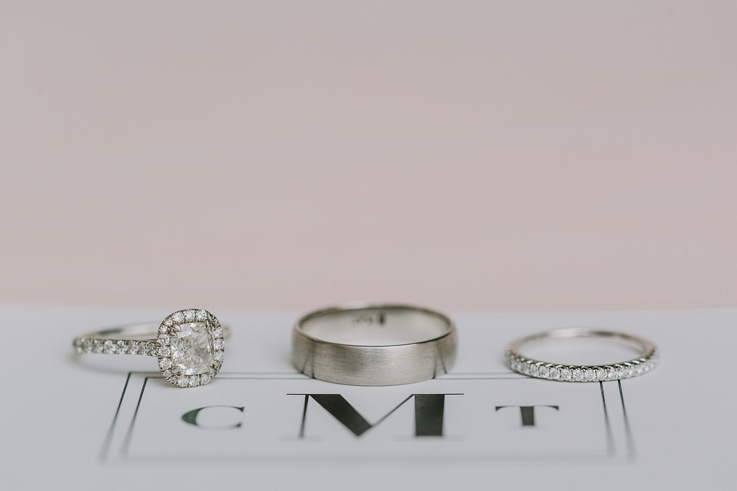 TheOspreysBelmontBayFallWeddingBlushandNavy_AngelikaJohnsPhotography-0039.jpg