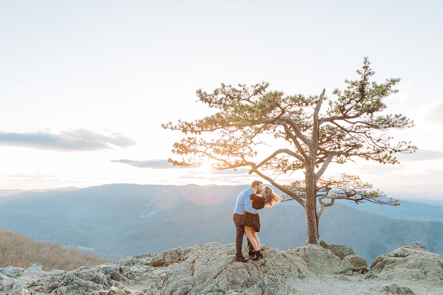 RavensRoostEngagementSession_ShenandoahMountains_AngelikaJohnsPhotography-0139.jpg