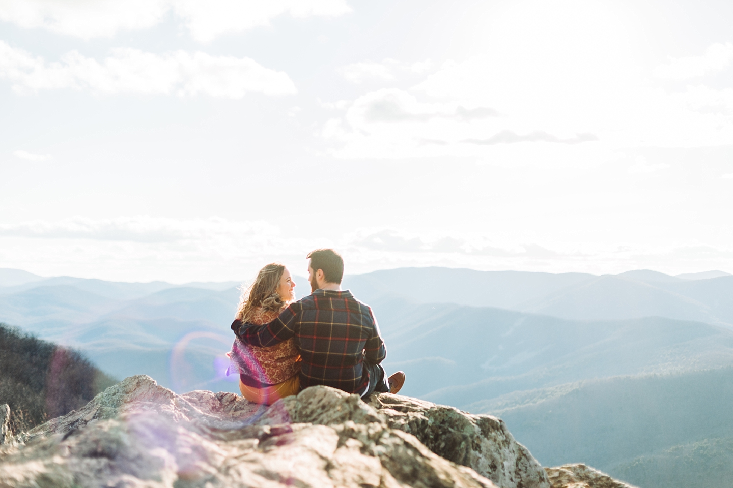 RavensRoostEngagementSession_ShenandoahMountains_AngelikaJohnsPhotography-0223.jpg